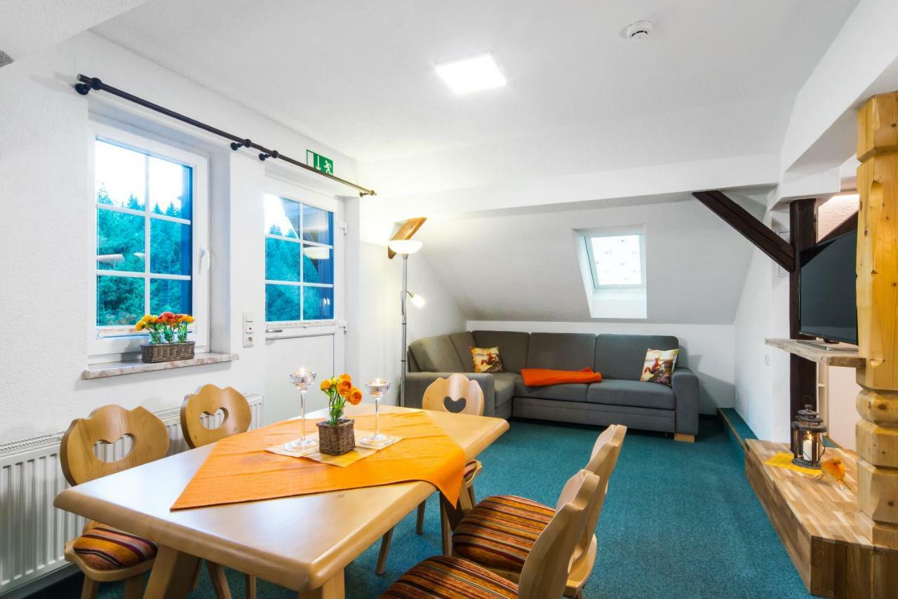 Appartements Und Ferienhaus Gasthof Kanzlersgrund Oberhof  Extérieur photo